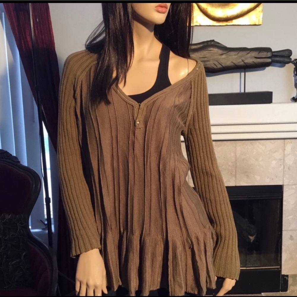 Free People sweater